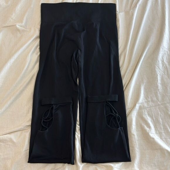 Victoria’s Secret PINK Ribbed High-Waist Leggings • Black • Size S • EUC - Picture 1 of 3